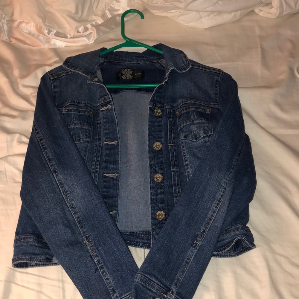 Cute Jean Jacket! - image 1